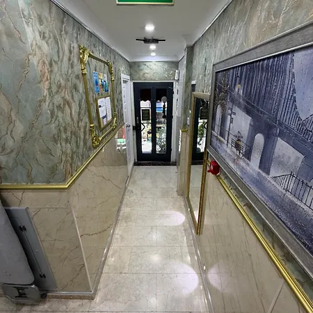 Verseca Hotel *